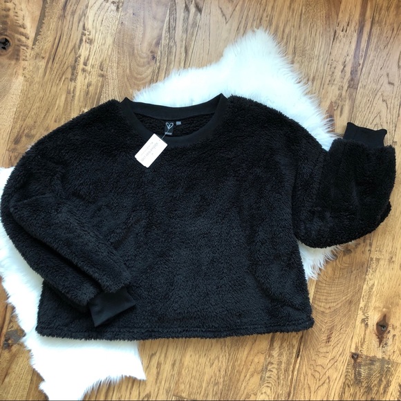 Teddy Black Sherpa Crop Top Sweatshirt - Picture 2 of 5